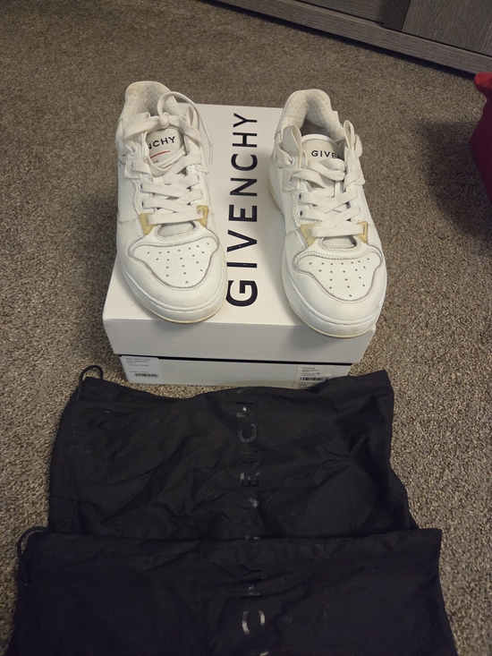 Givenchy Shoes - Authentic Givenchy womens wing sneakers white size 36